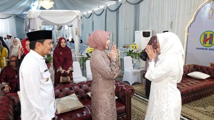 Istri Wagub Kalsel saat Open House