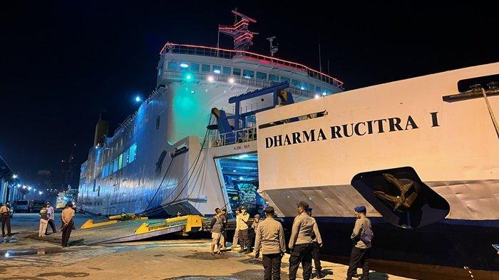 Demi Mudik ke Blitar,  Pemudik dari Palangkaraya Kalteng Ini Rela Bermalam di Pelabuhan Trisakti