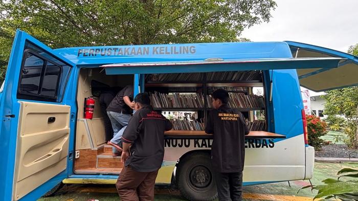 KUNJUNGAN-Dinas Perpustakaan dan Kearsipan df