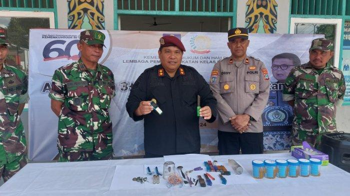 Petugas Gabungan Geledah Lapas Tanjung, Pisau Cutler Hingga Korek Api Gas Ditemukan