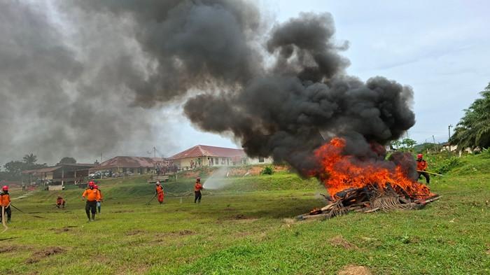Libatkan Delapan Desa Sekitar, PT BSS Gelar Pelatihan dan Simulasi Penanganan Karhutla Kotabaru