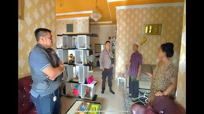 Tidak Datang Penuhi Panggilan Jaksa, Mantan Direktur BPR Batola Dijemput Paksa di Rumah