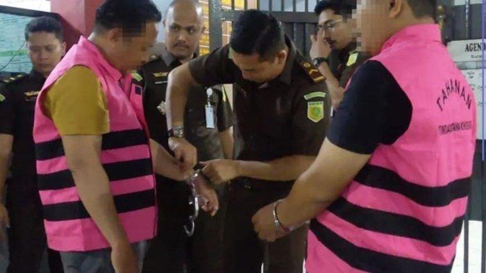 Rugikan Negara Ratusan Juta, Mantan Plt Kabid Bina Marga PUPR HST dan Pegawai Swasta Kena Pasal Ini