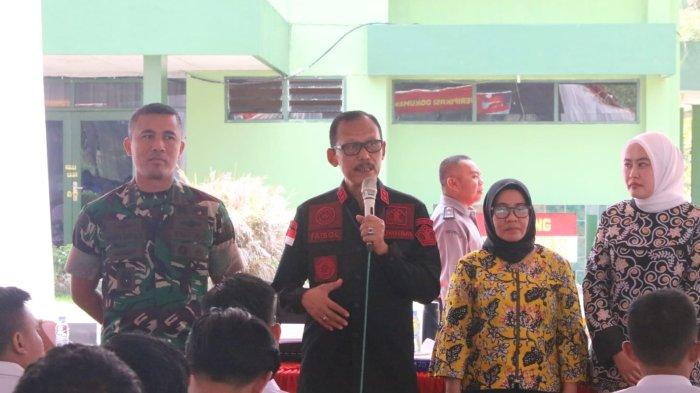 Kakanwil Kemenkumham Kalsel Bersama Danrindam VI/Mulawarman Pantau SKD CAT Hari Keenam