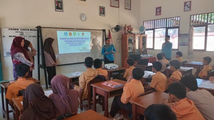 Inovasi Optima Kombo SMPN 3 Batumandi Balangan, Sukses Tarik Minat Calon Siswa Baru