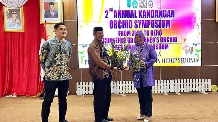 Pelajar di HSS Diajari Merawat Anggrek Lokal, Jadi Tanaman Khas Daerah