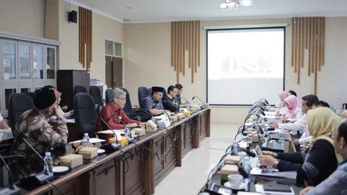 Komisi II DPRD Kalsel Sepakat, Alkes CT Scan Milik Pemprov Dihibahkan ke Pemkab Tanbu