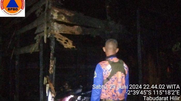 Jago Merah Hanguskan Sebuah Rumah di Desa Tabudarat Hilir HST, Dokumen Ikut Terbakar