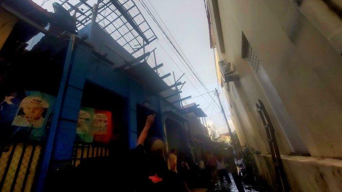 Kebakaran di Jalan Veteran Banjarmasin, Bangunan Lantai Dua Rumah Warga Hangus