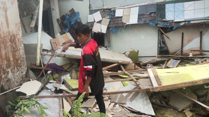 Rumah Kos di Kompleks Madani II Banjarmasin Ambruk, Warga Merasa Seperti Ada Gempa