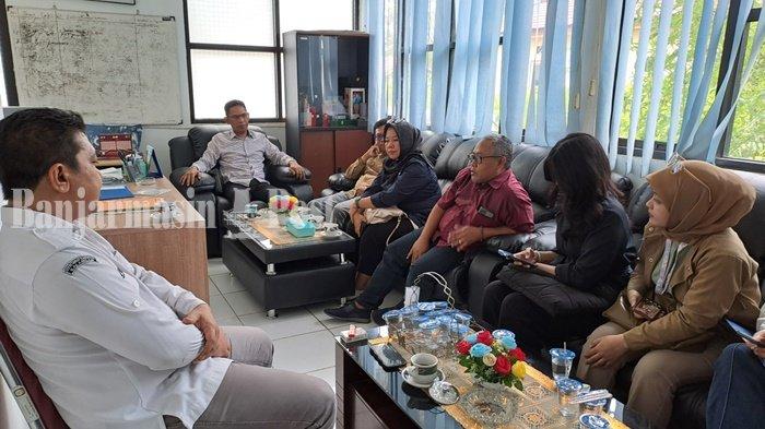 Jelang Pilkada Serentak, BPost Group Buka Komunikasi di KPU Batola