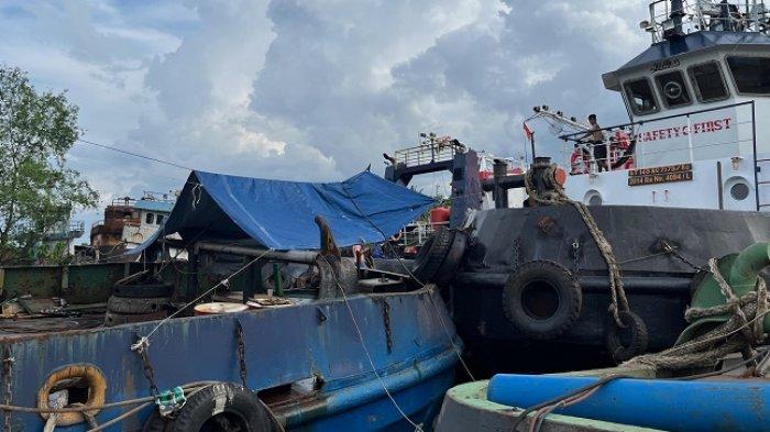 Tugboat di Banjarmasin Terbakar, Dua Awak Kapal Terluka