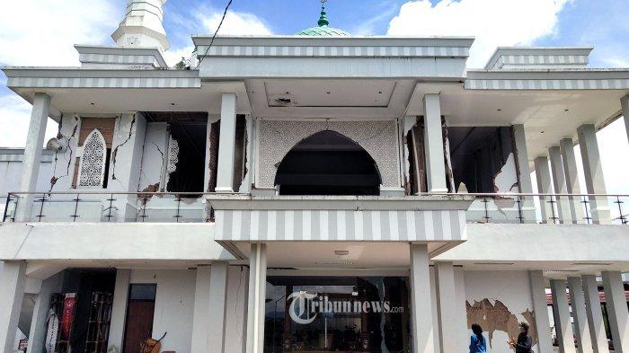 21 Masjid dan 5 KUA Alami Kerusakan Akibat Gempa Cianjur, Kemenag Sebut Akan Berikan Bantuan