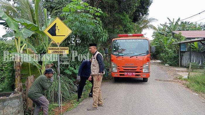 Tujuh Rumah di Tabalong Terdampak Longsor, BPBD Pasang Rambu Rawan Longsor