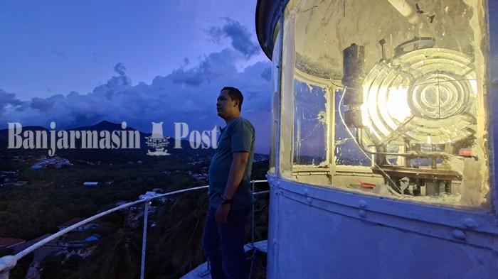 Kisah Penunggu Mercusuar Gunung Belingkar Kotabaru