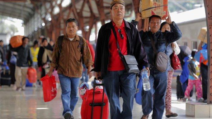 Sugi Empat Kali Batalkan Puasa Gegara Capek Keluar Masuk Pasar Saat Bekerja