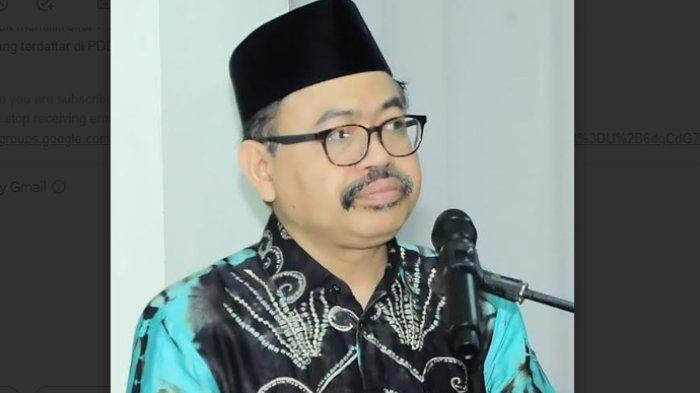 Aneh Tapi Waras
