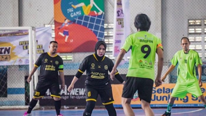 Pewarta Desk Olahraga Tantang Juara Bertahan Futsal Antar Wartawan Piala Paman Birin 2023