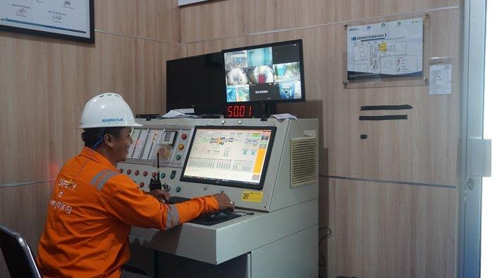 Jaga Keandalan Listrik di Bulan Ramadan 1445 H, PLN IP UBP Barito Lakukan Pengujian Line Charging