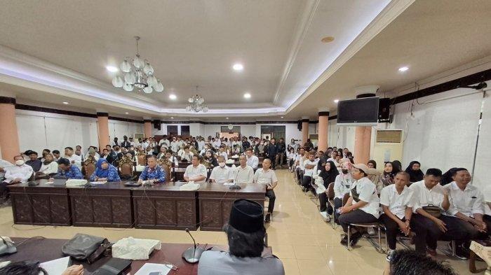 Ajukan Keberatan Ini, Ratusan Calon PPPK Pemkot Tarakan Datangi Kantor DPRD