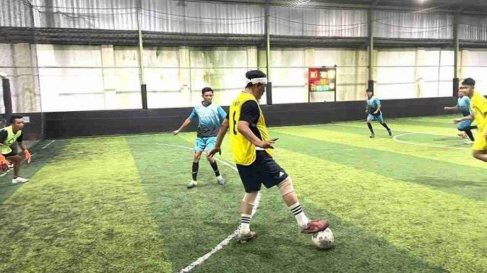Futsal Bersama Paman Birin, Warga Gunung Ulin Senang Bisa Bersilaturahmi dengan Gubernur Kalsel