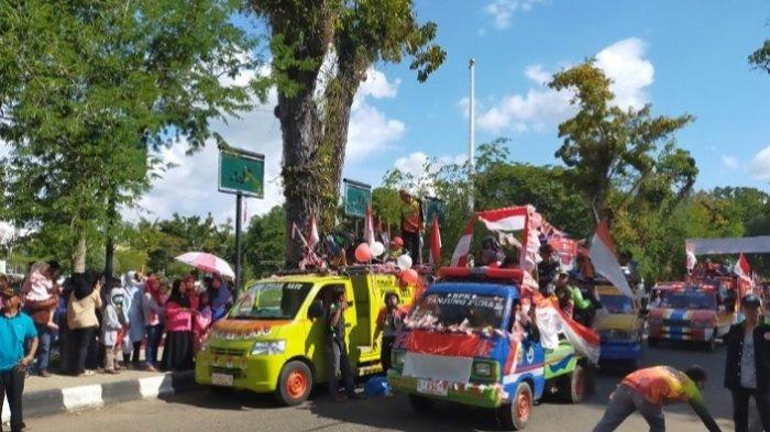 Meriahkan HUT ke-77 Kemerdekaan RI, Balakar 654 Murakata Pawai Keliling Kota Barabai