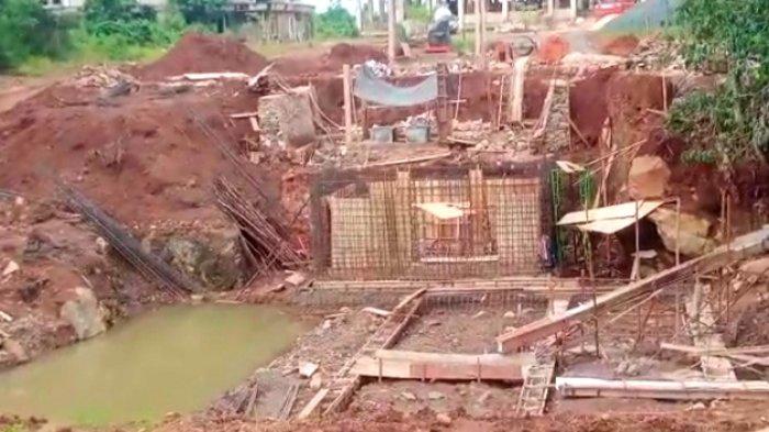 Pekerjaan Embung di Perkantoran Baru Kotabaru Sisa Beberapa Pekan, Hasbiyanta : Doakan Saja Selesai