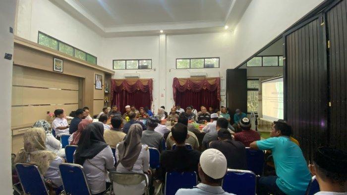 Nelayan Kotabaru dan Tanahbumbu Gelar Mediasi, Terkait Perselisihan Pelarangan Penangkapan Kepiting