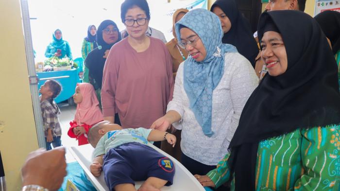 Pelaksanaan program stunting terpadu bersama Adaro dan AlamTri Grup melalui YABN