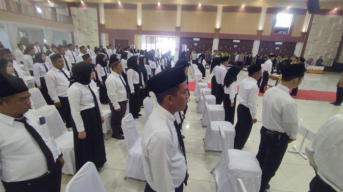 Jadi Ujung Tombak Pengawasan Pilkada 2024, 135 PKD di Tapin Resmi Lantik