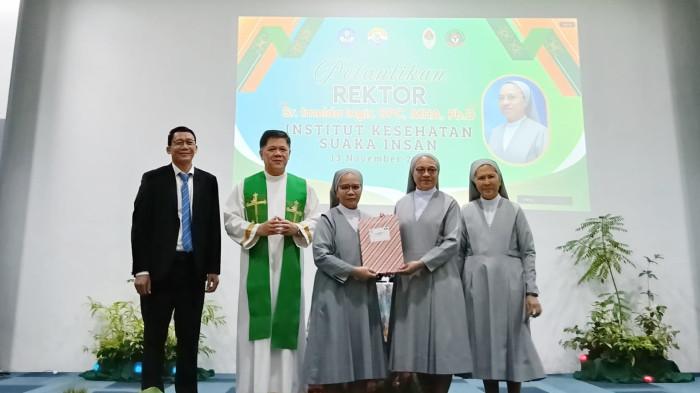 Pelantikan Rektor Institut Kesehatan Suaka Insan Banjarmasin, Sr Imelda Ingir2