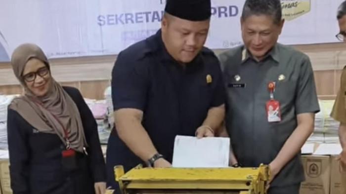 DPRD Banjarbaru Musnahkan Arsip Inaktif dari Tahun 1994 Hingga 2014