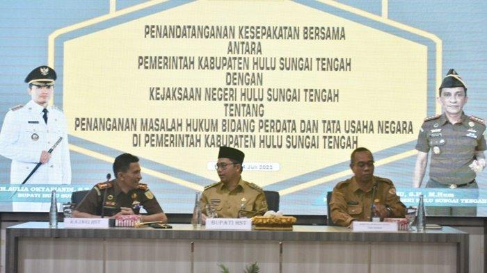Kejaksaan Negeri HST Teken MoU Bersama Pemkab HST Terkait Hukum Bidang Perdata dan Tata Usaha Negara