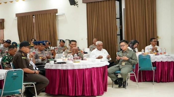 Penyambutan Brimobda Kalsel di Batola