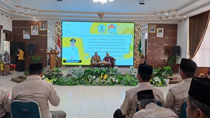 BPD Batola Dapat SK Perpanjangan Masa Jabatan, Diminta Ikut Jaga Kemanan Pilkada