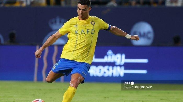 Terungkap Mengapa Cristiano Ronaldo Meminta Wasit Tiongkok Ma Ning untuk Tidak Memberinya Penalti?