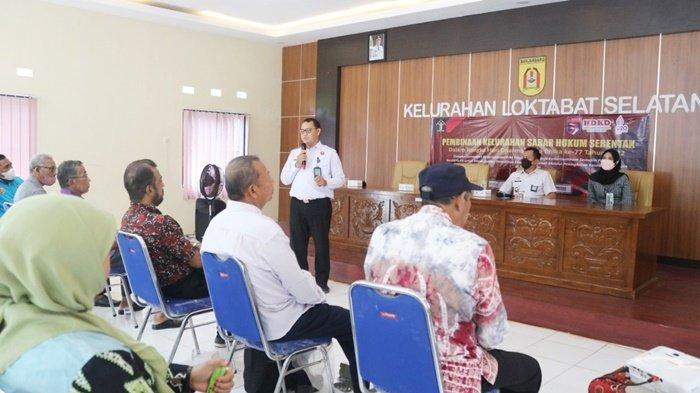 Serentak di 77 Kelurahan, Penyuluh Hukum Kemenkumham Kalsel Sosialisasikan Kelurahan Sadar Hukum