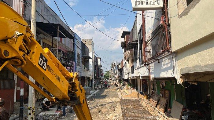 Terdampak Perbaikan Drainase, Kedai di Kota Lama Banjarmasin Alami Penurunan Omzet hingga Ditutup