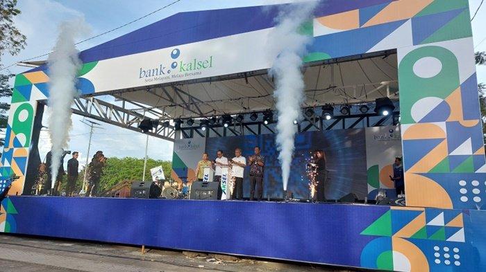 Bazar UMKM di Banjarmasin Resmi Dibuka, Bank Kalsel Ajak Pelaku Usaha Naik Kelas