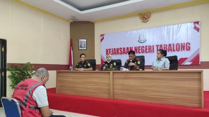 Lepas Tuntutan Hukum karena Restoratif Justice, Kejari Tabalong Pulangkan Tersangka Penipuan