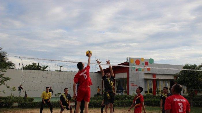 Gelar Smash Ceria, Kemenkumah Kalsel Gelar Perlombaan Bola Voli Meriahkan HDKD ke-77