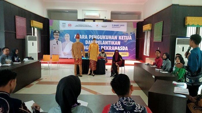 Jalani Karantina Terbuka, Peserta Nanang Galuh Intan Banjar 2022 Dikenalkan Pakem Pakaian Istiadat