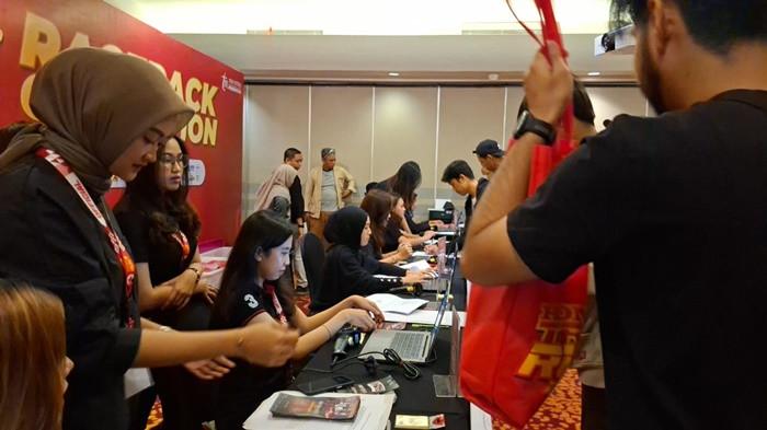 Pengambilan Race Pack Honda Trio Run 2025 Dibuka, Peserta Berdatangan di Hotel Galaxy Banjarmasin