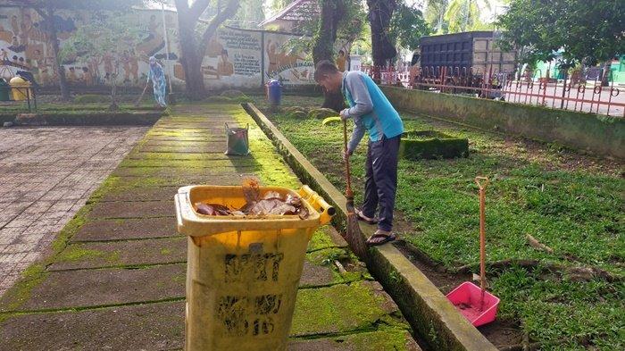 Gelap Tanpa Penerangan, Kawasan Tugu Pahlawan di HSU Diduga Kerap Jadi Lokasi Pesta Miras