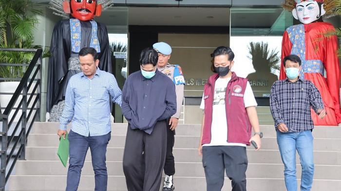 Tak Kaget Onadio Leonardo Ditangkap Terkait Kasus Narkoba, Adipati Dolken Ungkap Fakta Dunia Artis