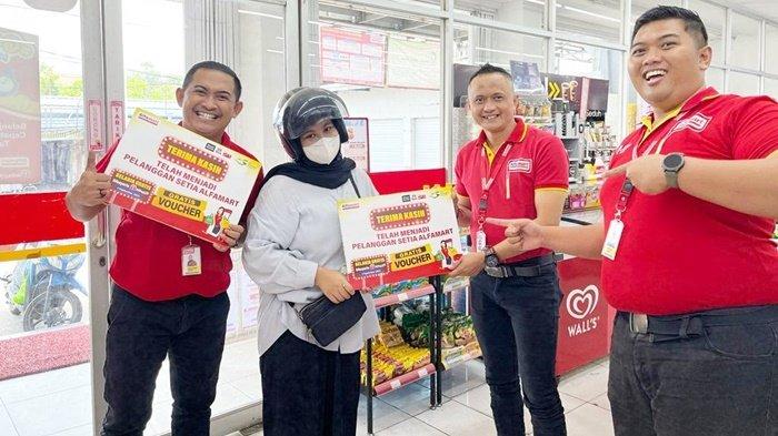 Promo Alfamart Minggu 15 Oktober 2023, Mamy Poko Pants Standar M20 Rp41.900, Bertabur Produk Gratis