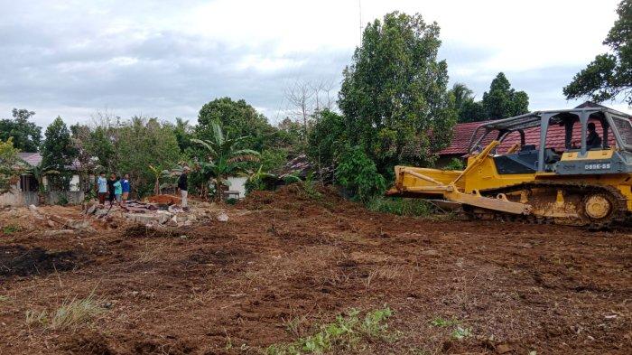 Pascaterbengkalai Puluhan Tahun, Pasar Mungkur Uyam Balangan Kini Dibersihkan