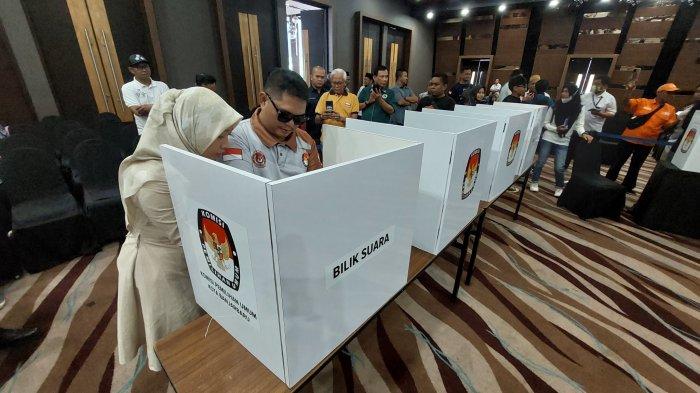 Masih Ada Warga di Kalsel Belum Dapat Undangan Mencoblos, KPU Buka Suara