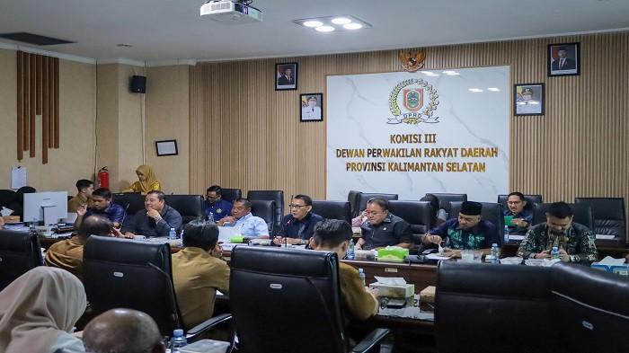 Rapat pansus III dprd Kalsel bahas proyek besar