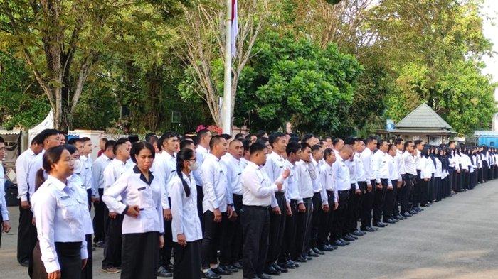 Lantik PPPK Formasi Guru dan Tenaga Teknis, Bupati HST : Kerja Baik, Kita Perpanjang Kontraknya